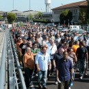 gli operai della riva acciaio di verona protetstano per il blocco dell'attività