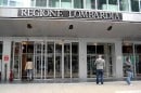 l'ingresso della sede della regione lombardia