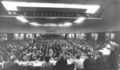 manifestazione sindacale al teatro nuovo di milano