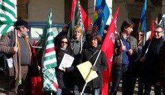 protesta sindacale in palazzo broletto