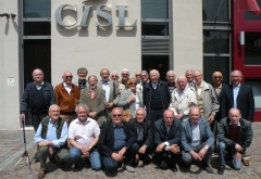 i "cislini" con il 95enne gino compagnoni (in piedi con il giubbino bianco)
