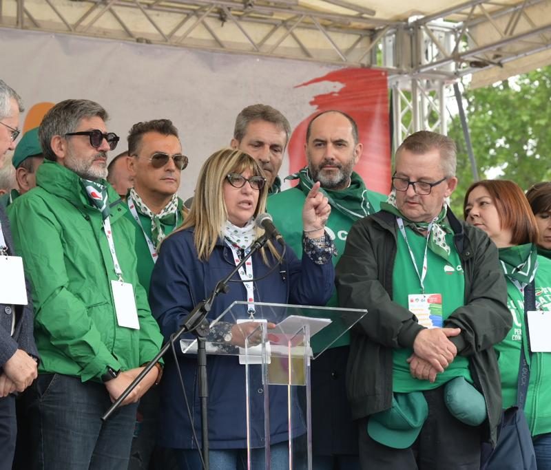 Manifestazione unitaria a Milano: “Servono risposte concrete e immediate”