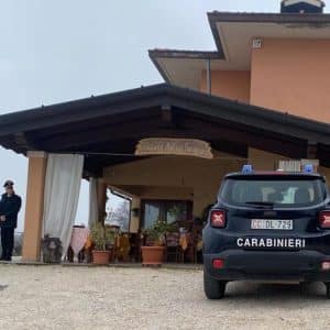 Un altro trattore ribaltato, un altro morto nel Bresciano